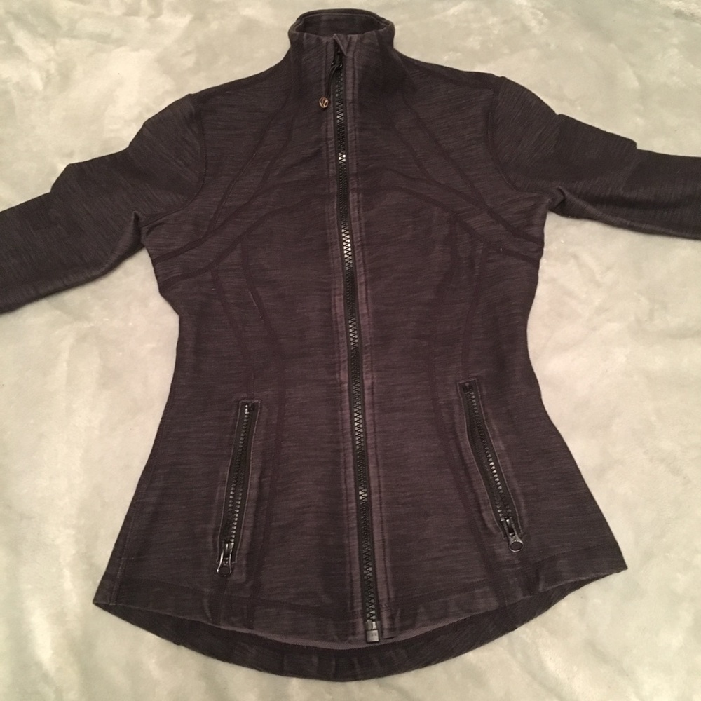 Size 4 lululemon sweater
